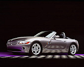 AUT 01 RK0147 06
2003 BMW Z4 3.0i Convertible Gray 3/4 Front Studio Checkered Floor