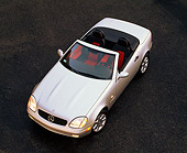AUT 05 RK0050 03
1998 Mercedes Benz SLK Kompressor Convertible Silver Overhead 3/4 Front View