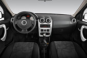 AUT 30 IZ1243 01
2009 Dacia Logan Laureate Minivan Bronze Interior Detail Studio