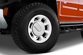AUT 30 IZ0328 01
2008 Hummer H2 SUT Front Wheel Detail Studio