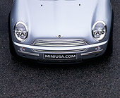 AUT 30 RK0907 01
2002 BMW Mini Cooper Silver Detail