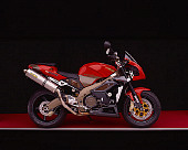 MOT 02 RK0115 09
2003 Aprilia Tuono 1000cc Red Profile View Studio