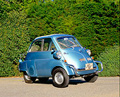 AUT 01 RK0201 02
1958 BMW Isetta 300 Light Blue