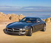 AUT 05 RK0595 01
2010 Mercedes-Benz Gullwing Gray 3/4 Front View On Beach