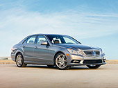 AUT 05 RK0601 01
2010 Mercedes-Benz 550 E Silver 3/4 Front View On Pavement