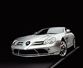 AUT 05 RK0434 04
2005 Mercedes-Benz SLR McLaren Silver Low Wide Angle 3/4 Front View Studio