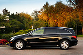 AUT 05 RK0456 01
2006 Mercedes Benz R500 Black Profile Shot By Trees And Flowers