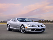 AUT 05 RK0573 01
2006 Mercedes-Benz SLR McLaren Silver 3/4 Front View On Pavement