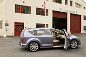 AUT 09 RK0865 01
Nissan Serenity Pewter Profile Door Open On Pavement
