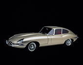 AUT 12 RK0011 08
1961 Jaguar XKE Gold 3/4 Profile Studio