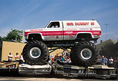 AUT 14 RK0840 21
Chevrolet Monster Truck Big Dummy Crushing Cars Profile View