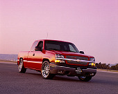 AUT 14 RK0902 02
2003 Chevrolet 1500 Extended Cab Red