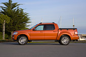 AUT 14 RK1291 01
2007 Ford Explorer Sport Trac Red Profile View On Pavement
