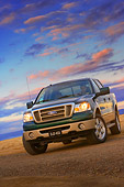 AUT 14 RK1311 01
2007 Ford F-150 King Ranch Lariat Green 3/4 Low Front View On Pavement