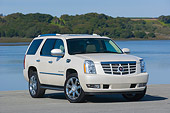 AUT 15 RK0958 01
2007 Cadillac Escalade White 3/4 Front View On Pavement By Water And Trees