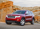 AUT 15 RK1245 01
2012 Jeep Grand Cherokee Limited 4X4 Red 3/4 Front View On Pavement