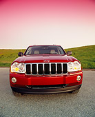 AUT 15 RK0867 01
2005 Jeep Grand Cherokee Limited 4WD Red