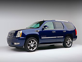 AUT 15 RK1064 01
2007 Cadillac Escalade Blue Low 3/4 Side View Studio