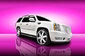 AUT 15 RK1093 01
2007 Cadillac Escalade White Low 3/4 Front View Studio
