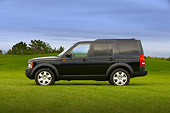 AUT 15 RK1115 01
2007 Land Rover LR3 Blue Low Profile View On Grass