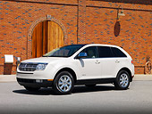 AUT 15 RK1120 01
2007 Lincoln MKX White Low 3/4 Front View On Pavement