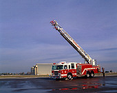 AUT 16 RK0060 03
2002 Pierce Quint Fire Truck 2000 GPM Pumper 85'Ladder Up
