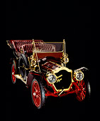 AUT 17 RK0013 01
1907 Thomas Flyer Burgundy Front 3/4 View Studio