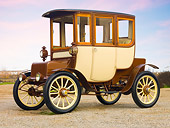 AUT 17 RK0189 01
1909 Rauch & Lang Electric Brougham Brown And Cream 3/4 Front View On Gravel