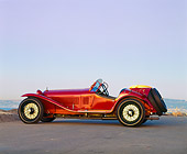 AUT 19 RK0262 03
1932 Alfa Romeo 8C 2300 Touring Spider Profile View On Pavement