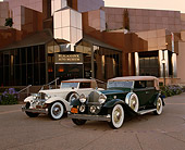AUT 19 RK0364 04
1933 Packard Twelve 1005 Roadster 1932 Packard 903 3/4 Front View By Building