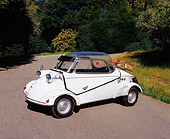 AUT 21 RK1734 04
1959 FMR Messerschmitt Tiger White 3/4 Front View On Pavement
