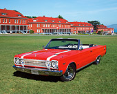 AUT 22 RK1143 01
1967 Plymouth Belvedere GTX 426 Hemi Convertible Red And Whit 3/4 Front View On Grass
