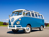 AUT 22 RK3241 01
1965 VW 21 Window Deluxe Sea Blue And White 3/4 Front View On Pavement