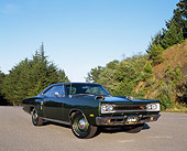 AUT 22 RK1493 06
1969 Dodge Hemi Coronet RT Green Low 3/4 Front View On Pavement