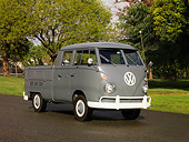 AUT 22 RK2461 01
1966 Volkswagen Double Cab Bus Gray 3/4 Front View On Pavement