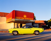 AUT 23 RK0132 01
1970 Plymouth Barracuda 440 Six Pack Green Profile On Pavement