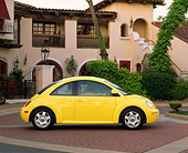 AUT 25 RK0694 05
1998 Volkswagen New Beetle Yellow Profile By Spanish Building