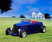 AUT 26 RK0498 05
1932 Ford Roadchamp 351 Windsor Blue 3/4 Front View On Grass