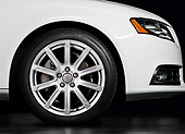 AUT 30 BK0023 01
2009 Audi A4 White Front Wheel Detail Studio