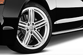 AUT 30 IZ1141 01
2011 Audi S5 Cabriolet Wheel Detail Studio
