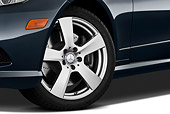 AUT 30 IZ1279 01
2011 Mercedes-Benz E550 Convertible Dark Gray Front Wheel Detail