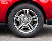 AUT 30 RK5089 01
2011 Ford Mustang V6 Coupe Red Wheel Detail