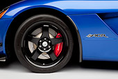AUT 30 RK5362 01
2010 Dodge Viper ACR Blue With Black Stripe Front Wheel Detail In Studio