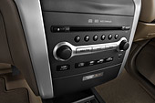 AUT 30 IZ0362 01
2010 Nissan Murano Silver Interior Detail Studio