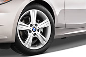 AUT 30 IZ0426 01
2011 BMW 135i Convertible Silver Front Wheel Detail Studio