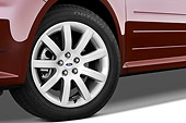 AUT 30 IZ0539 01
2010 Ford Flex Limited Cinnamon/White Front Wheel Detail Studio