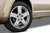 AUT 30 IZ0691 01
2010 Dodge Journey RT Gold Front Wheel Detail Studio