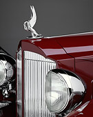AUT 30 RK0299 03
1933 Packard Convertible Front Detail Studio
