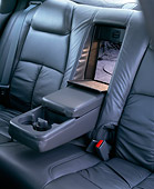 AUT 30 RK0444 03
2001 Oldsmobile Aurora V8 Silver Detail Rear Leather Seats