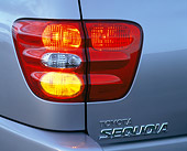 AUT 30 RK0775 03
2001 Toyota Sequoia Gray Detail